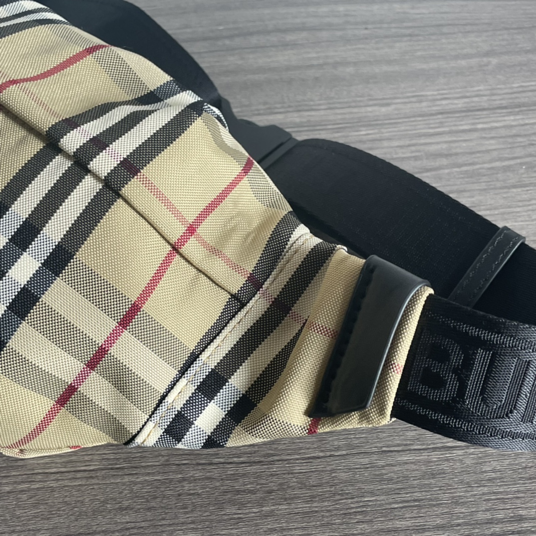 Burberry Waist Chest Packs